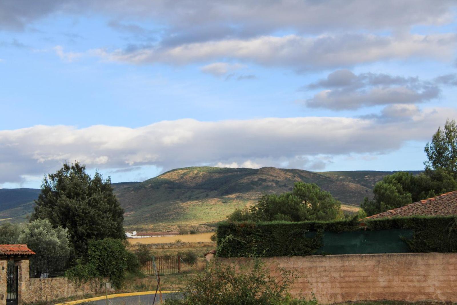 Casa Rural El Horno De La Aldegueela Torrecaballeros Exteriér fotografie